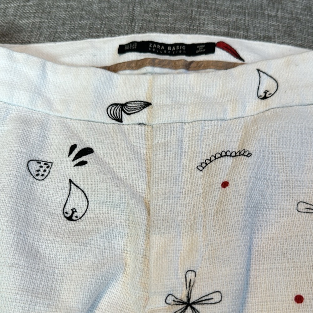 Zara Basic Collection White Printed Trousers - image 4
